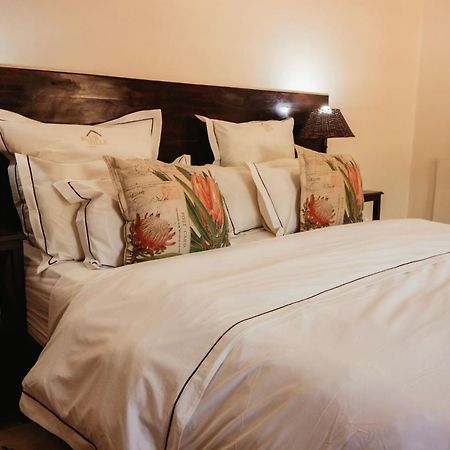 미드랜드 블루 힐 로지 B&B 외부 사진
